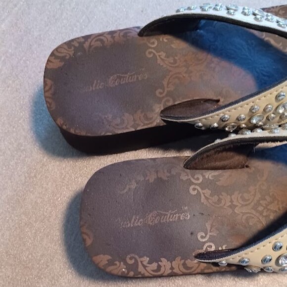 Rustic Couture Brown Flip Flops with Rhinestones, Size 7 - Picture 7 of 7